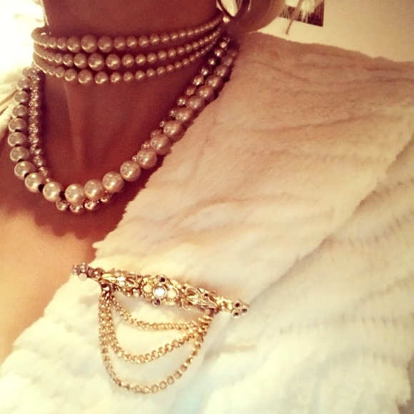 Pearls - Picture 5 of 5